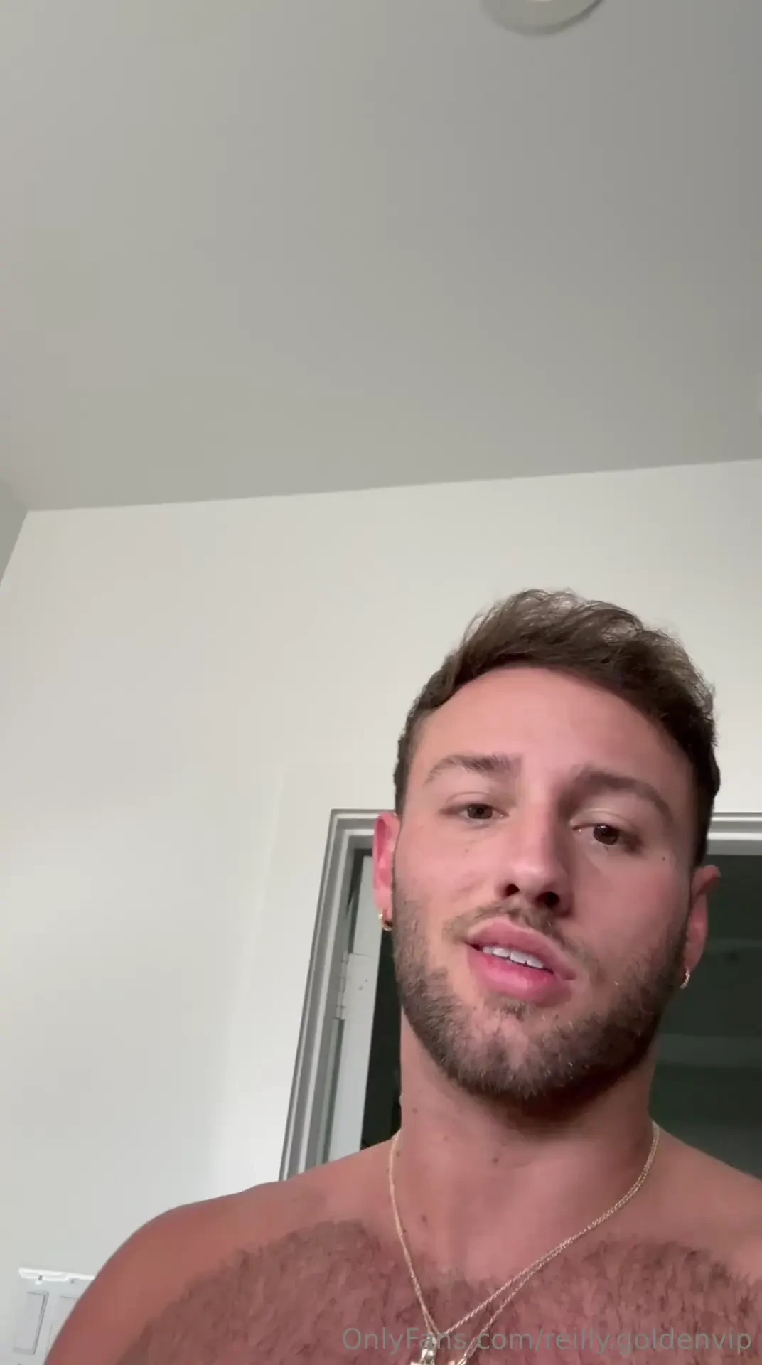 Hey guys i want to make a very nice studio set up for all of you to 