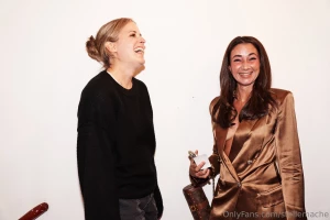 Backstage views with fellow comics joe list matt wayne and kerryn