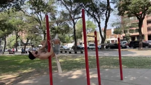 We started the day with a little workout in the park we did some part 1