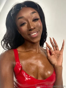 Let s close out this 4th of july with a bang my dms are open baby come