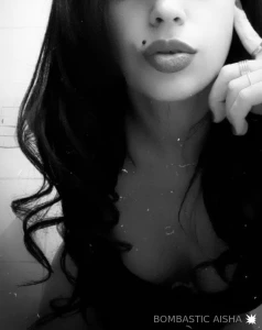 Hello love this is naty a hot and sexy milf who loves sex if you part 1