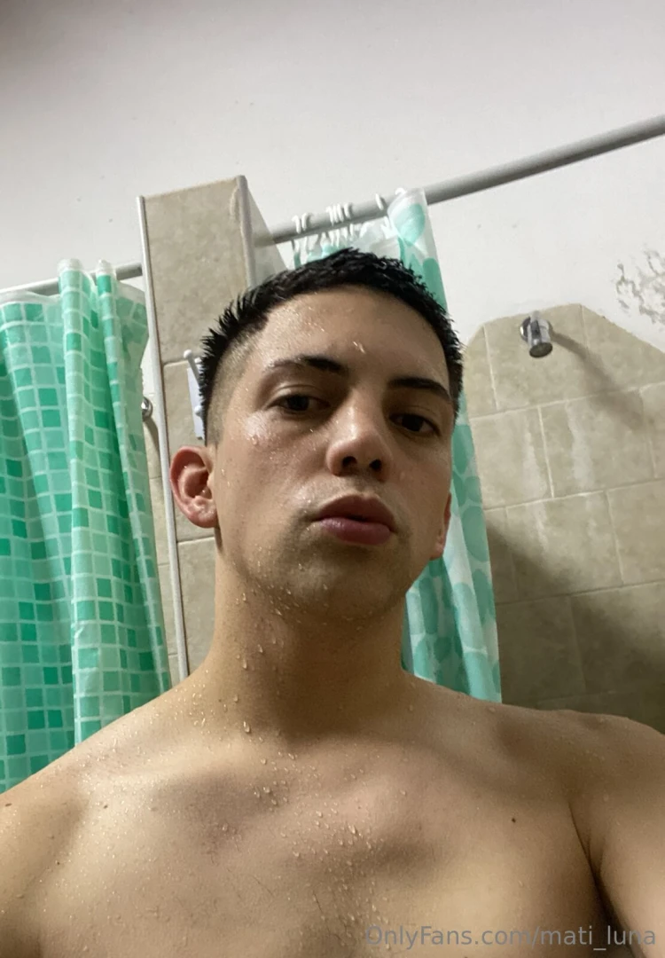 Que har as si nos cruzamos en las duchas 