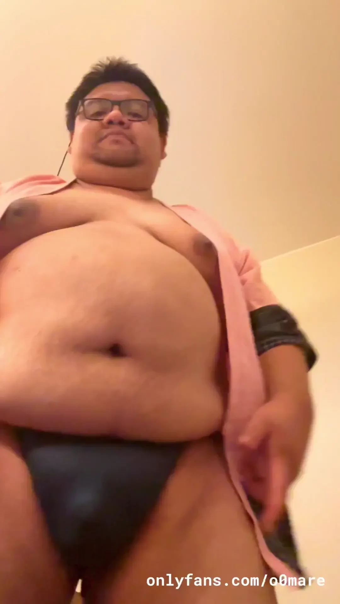 Someone who wants to come and play with my tits 