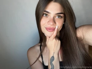 Today i m so sweet i give cavities but still do you eat me come to the