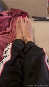 Io divano e piedini cosa mi faresti