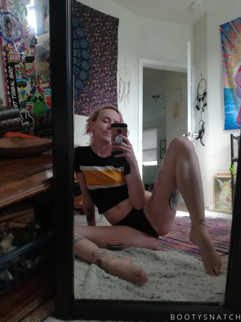 Hello my loves sorry it s been a while i ve been working tons and not part 3 