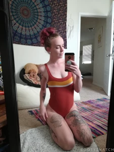 I m loving this retro vibe body suit it makes my ass look real plump part 3