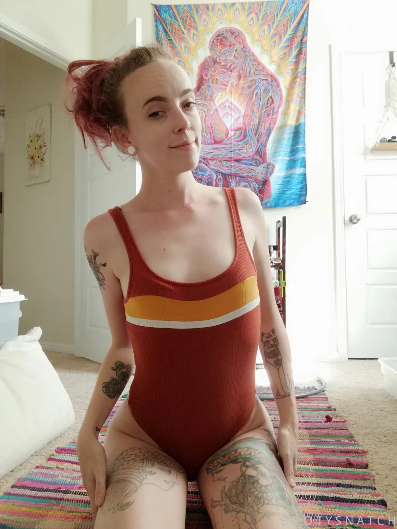 I m loving this retro vibe body suit it makes my ass look real plump part 7 