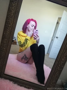 Happy wednesday if you leave a tip i ll send you the three extra pics part 3