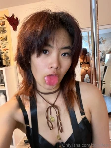 I m just a girl standing in front of a camera asking you to simp simp