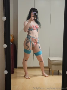 I really like these colors on me part 1