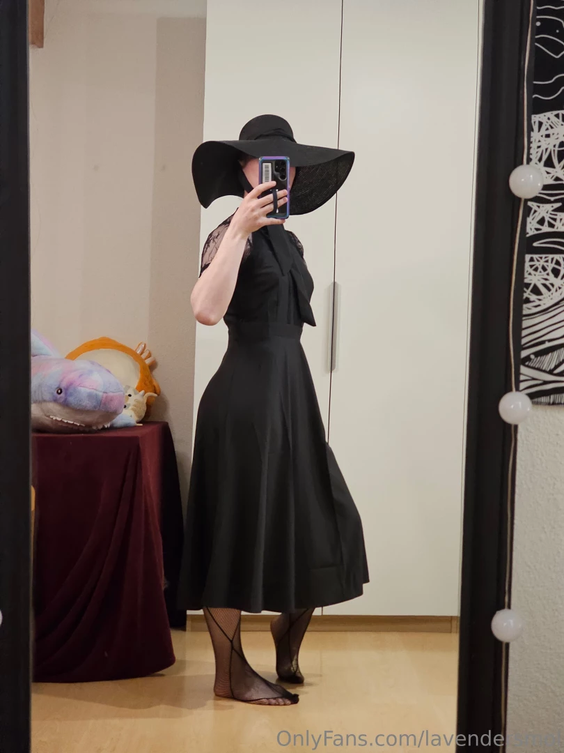 Feeling witchy today 