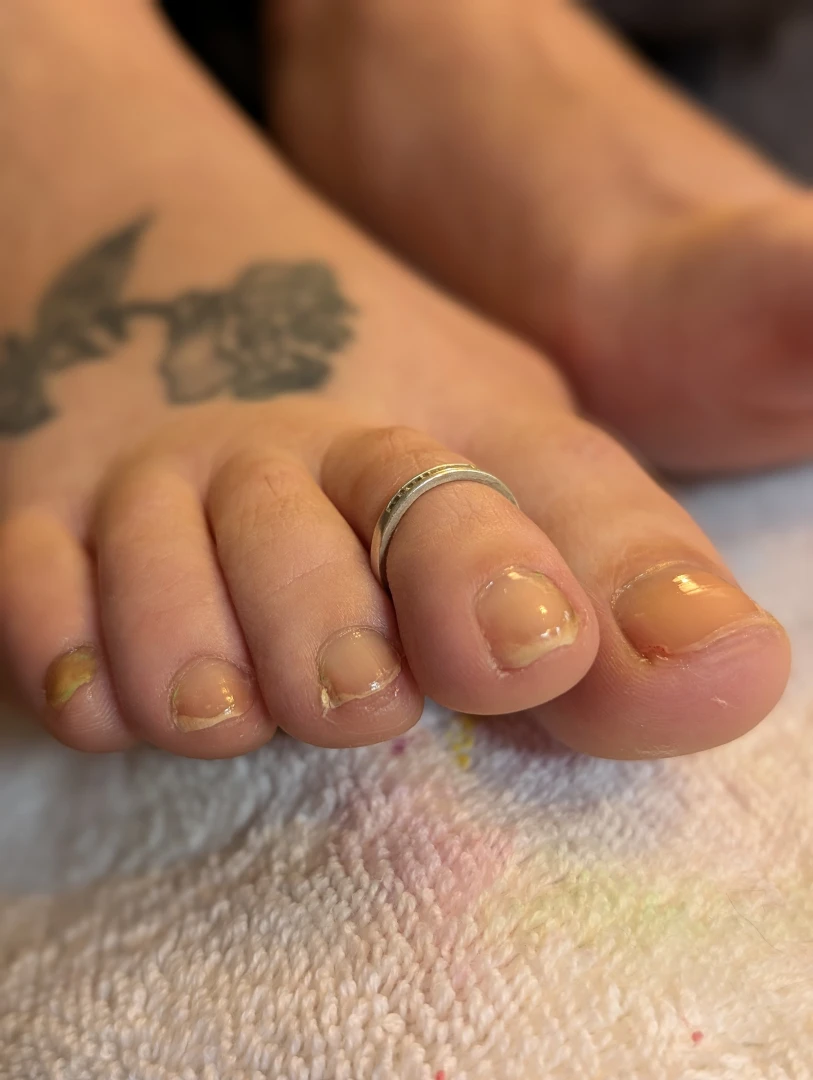 Want a sneak peek at my new toenails i ll give you a hint it s a part 2 