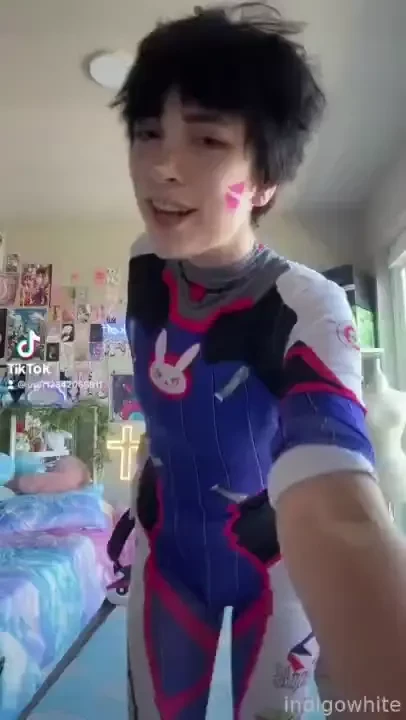 Kinda sfw femboy d va part 3 