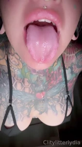 I m hungry for a little snack