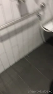 Hehe nothing like public toilet fun