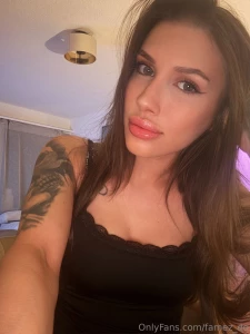 Peachypaulina paulina 23yrs zurich student single heads up unlike 99