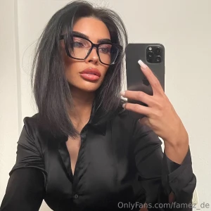 Hotkrissy hey babe i m krissi 29 just 1 64 m tall but a real part 1
