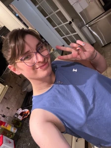 I hope you don t mind my nipples are poking through this shirt part 1