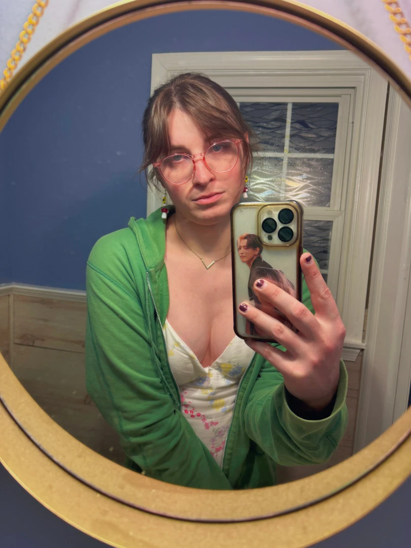 Did you know you can feel my heartbeat with your hand 