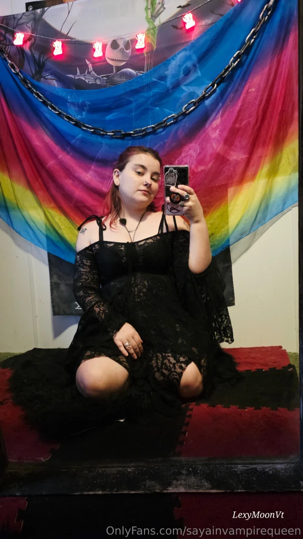 Just got this new dress in amp had to take some pics in it i got a few 