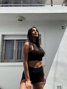 Happy holidays to everyone thank you to everyone who subscribed to me