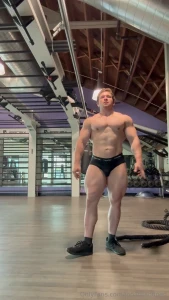 Today s posing after hittin back