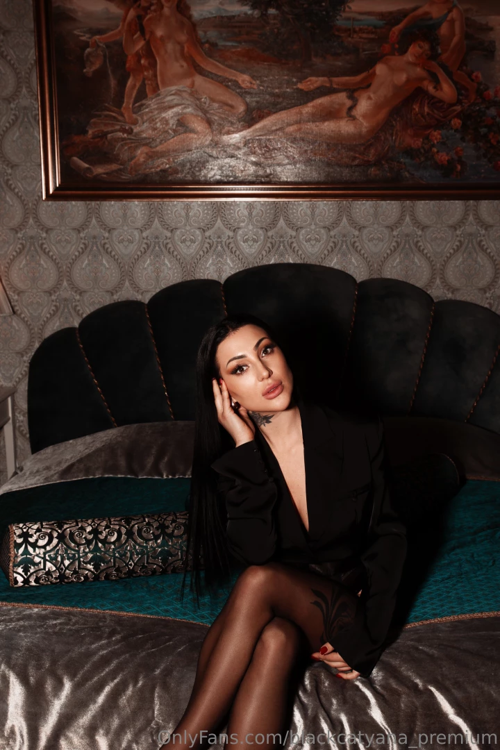 I know exactly what you re thinking and i like it my stockings my skin part 1 