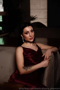 I see the way you look at me trying to figure me out trying to guess