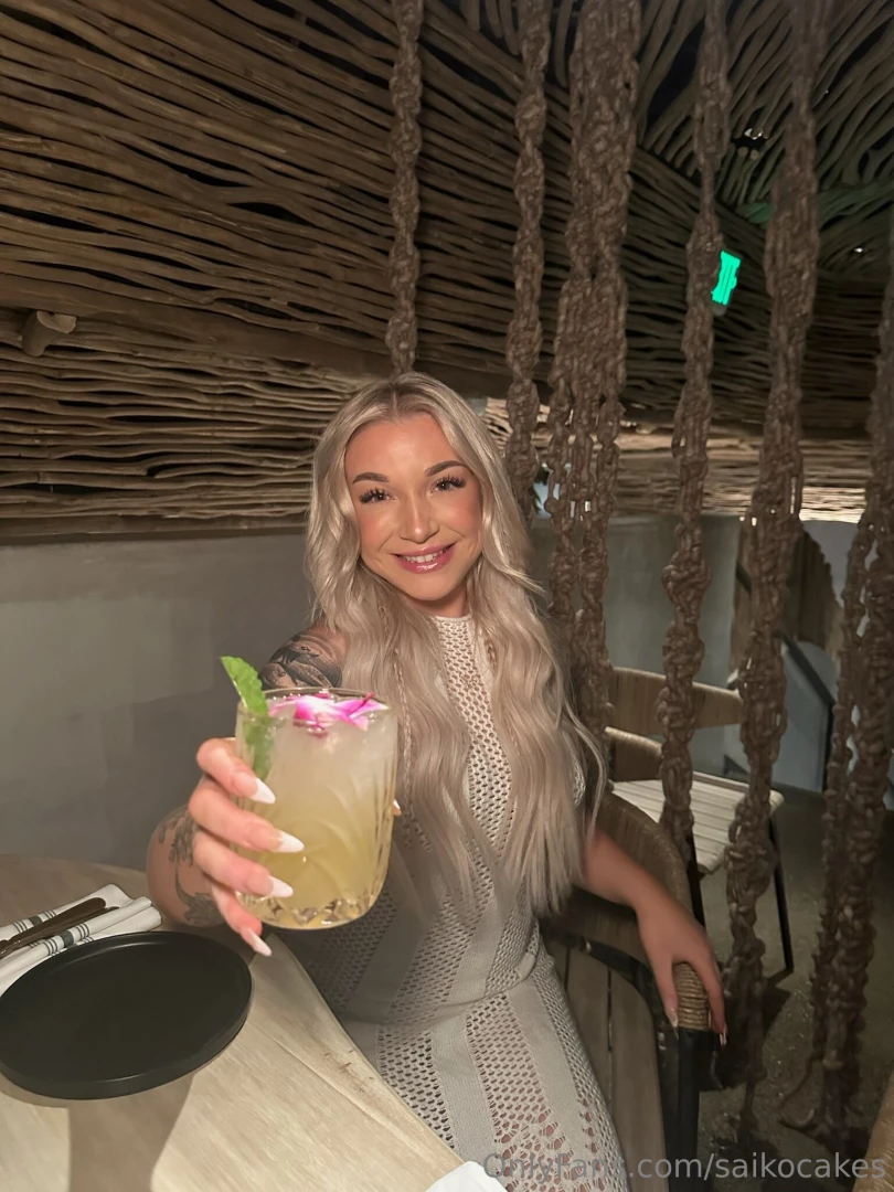 How long would i be in this outfit for if we went out on a date part 1 