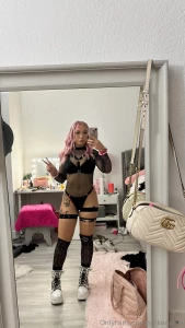 Need my pussy played with rn part 1
