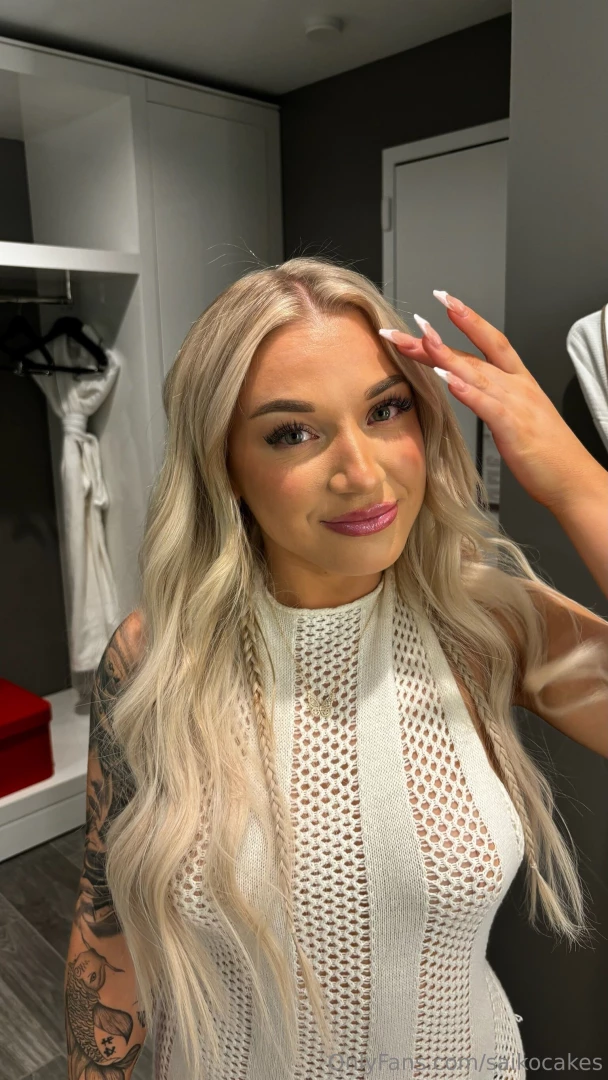 Making u horny is my favorite thing to do 